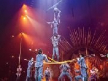 Цирк "Дю Солей" объявил о банкротстве из-за коронавируса