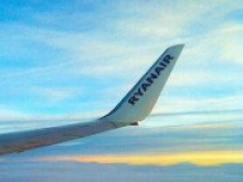 Ryanair сократит количество рейсов из-за роста новых случаев COVID-19 в Европе