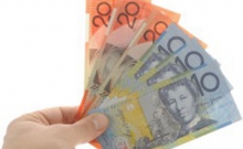 Банк Австралии рекордно снизил процентную ставку