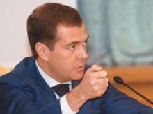 Медведев: Вступление РФ в ВТО поможет либерализации торговли и инвестиций