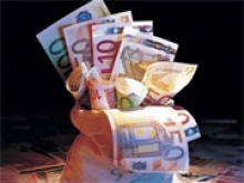 Банки Испании и Италии запасаются долгами еврозоны на деньги ЕЦБ