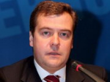 Медведев оценивает общий долг Украины перед РФ в 16 млрд долл.