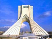 Иран хочет до 2017 года заключить нефтяные контракты на 15 миллиардов долларов