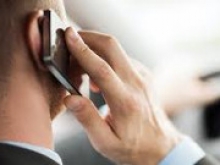 Новый мобильный вирус перехватывает звонки пользователя в службу поддержки банка