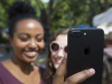 Аналитики считают, что новый iPhone сможет сканировать лицо пользователя