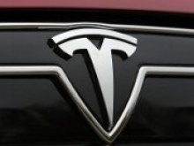 Новые автомобили Tesla могут получить поддержку беспроводной технологии Ultra Wide Band