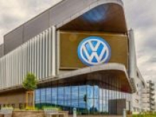 Volkswagen уволит десятки тысяч работников из-за перехода на электрокары