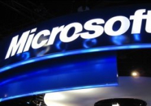 Microsoft сократила объем производства Surface вдвое