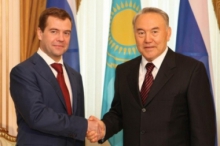 Н.Назарбаев обсудил результаты деятельности Таможенного союза с Д.Медведевым