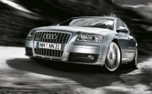 Audi выпустит обновленный S8 с мощным двигателем от Bentley