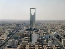 Власти Саудовской Аравии могут продать доли в ряде госкомпаний, - источники