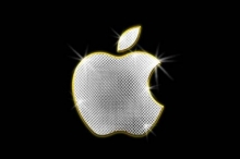 Apple вошла в тройку самых дорогих компаний мира