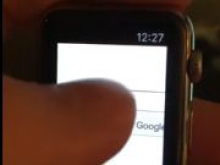 Хакер взломал Apple Watch и установил на них Google