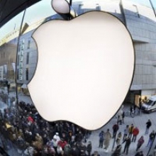 Еврокомиссия подозревает Apple в «незаконных продажах iPhone»
