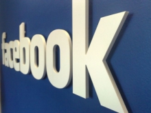 Facebook готова вложить миллиарды долларов в подключение людей к интернету