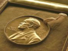 Нобелевскую премию по экономике присудили за анализ бедности и благосостояния