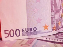 Курс евро снижается из-за португальских гособлигаций