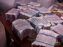 В России кассир банка похитил из банкоматов больше 1 млн. долл.