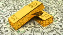 Цена на золото упала на фоне укрепления доллара
