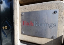 Fitch пообещало сохранить рейтинг Франции в 2012 году