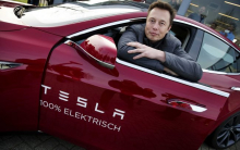 Американский бизнесмен Илон Маск увеличил долю в Tesla