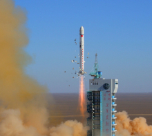 Китай запустил ракету Long March с девятью спутниками