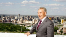 Назарбаев приглашает иностранных инвесторов в Казахстан, обещая им улучшение инвестклимата