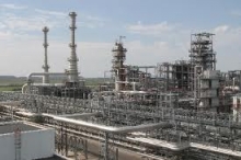 Казахстан будет наращивать переработку нефти к 2016 году