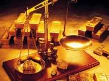 Цена на золото приблизилась вплотную к $1500