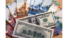 Казахстанский тенге за 2012 год ослаб по отношению к доллару на 1,6%