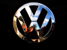 Volkswagen сократит инвестиции на 30% из-за убытков по "дизельному скандалу"