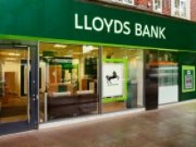 Lloyds Banking Group планирует открывать микро-отделения и мобильные офисы-фургоны