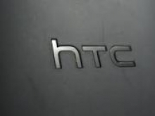 У HTC упали доходы на 80%