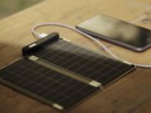 Портативная солнечная батарея Solar Paper появится в сентябре