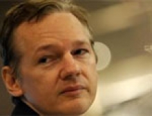 Основателя Wikileaks Ассанджа выпустили на свободу под залог в 200 тыс фунтов