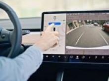 Электромобили Tesla Model S научились самостоятельно парковаться, используя только данные бортовых камер