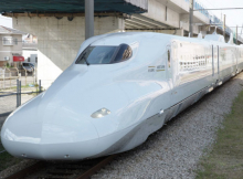 В Японии создали "поезд-пулю"