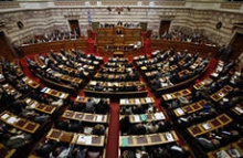 Парламент Греции проголосовал за ужесточение налогов