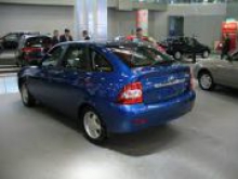 АвтоВАЗ пообещал выпустить бюджетную версию Lada Priora - за 482100 рублей