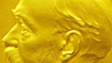 Нобелевские премии за 2013 год вручат во вторник в Стокгольме и Осло