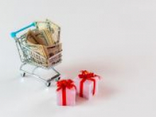 Amazon вознаградит сотрудников рождественским бонусом в размере $300