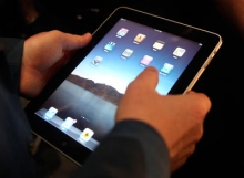 iPad первого поколения подешевел на 100 долларов
