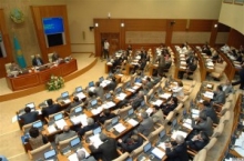 2 февраля парламент рассмотрит предложение о досрочных выборах