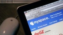 Руперт Мердок продал MySpace за 35 миллионов долларов