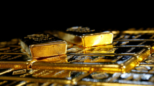 Золото продолжает расти в цене